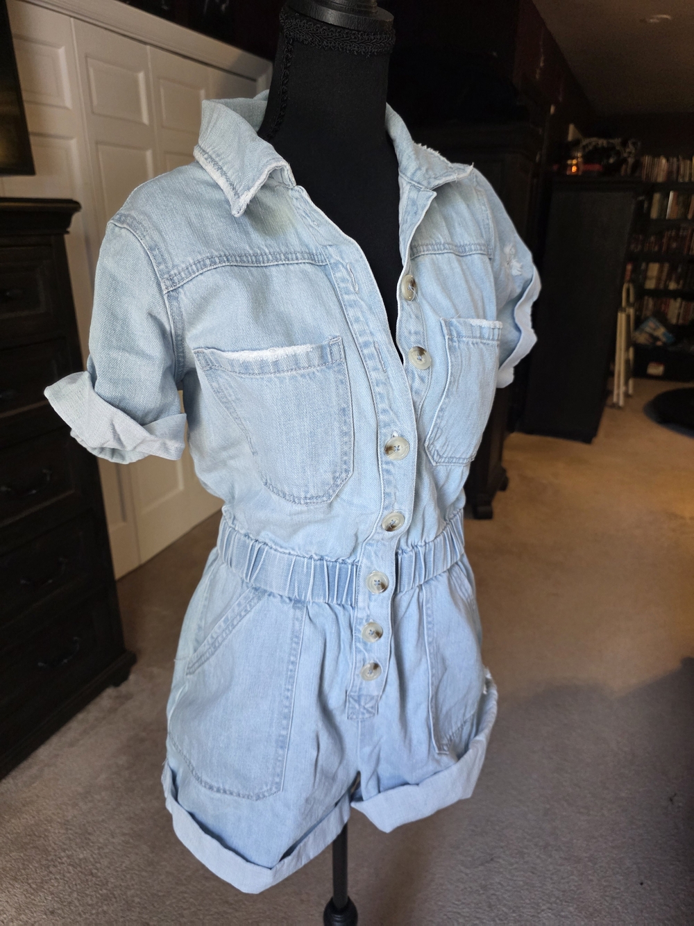 Show Me Your Mumu Light Wash Denim Utility Romper Medium Playsuit Festival - Picture 2 of 12